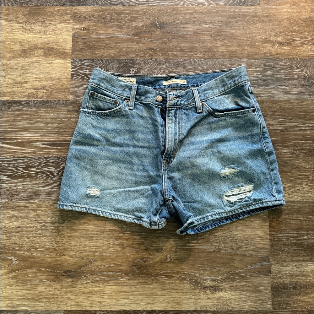 Levi's 80s Mom Shorts size 29
